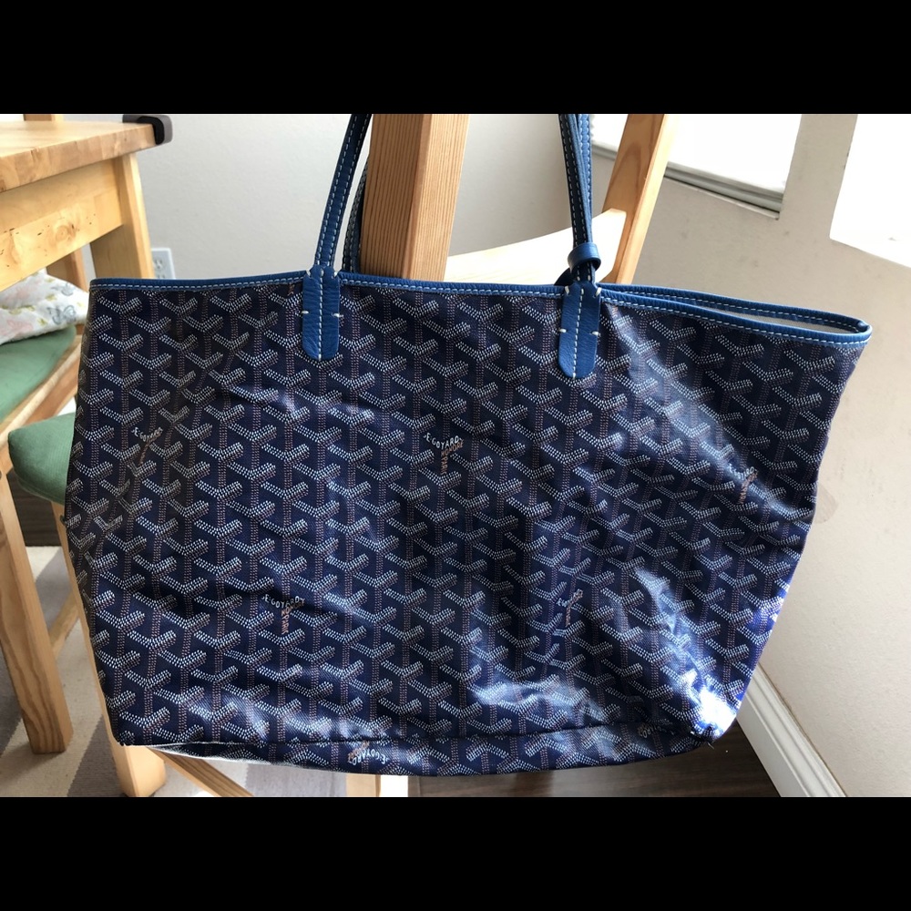 Goyard blue pm size